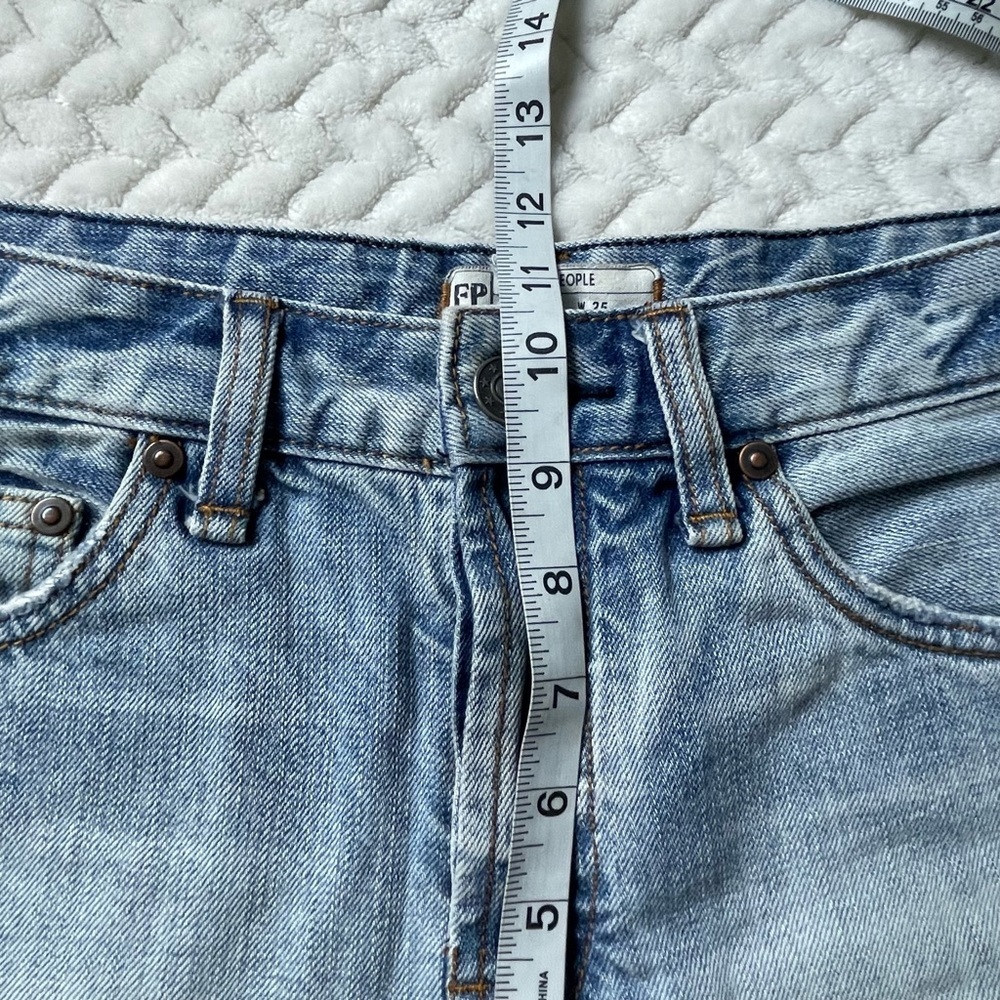 Frayed Free People Denim‎ Shorts - Picture 7 of 8